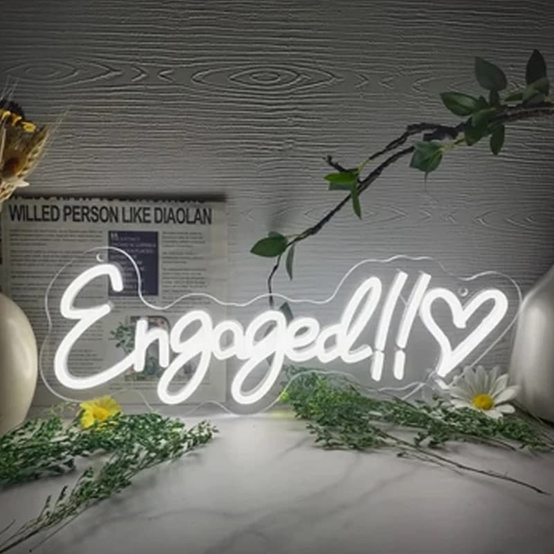 Insegna al neon dell'amore fidanzato Parete personalizzata della camera da letto Derco per la scena di fidanzamento Carattere artistico Derco 5/12v Luce al neon con alimentazione USB