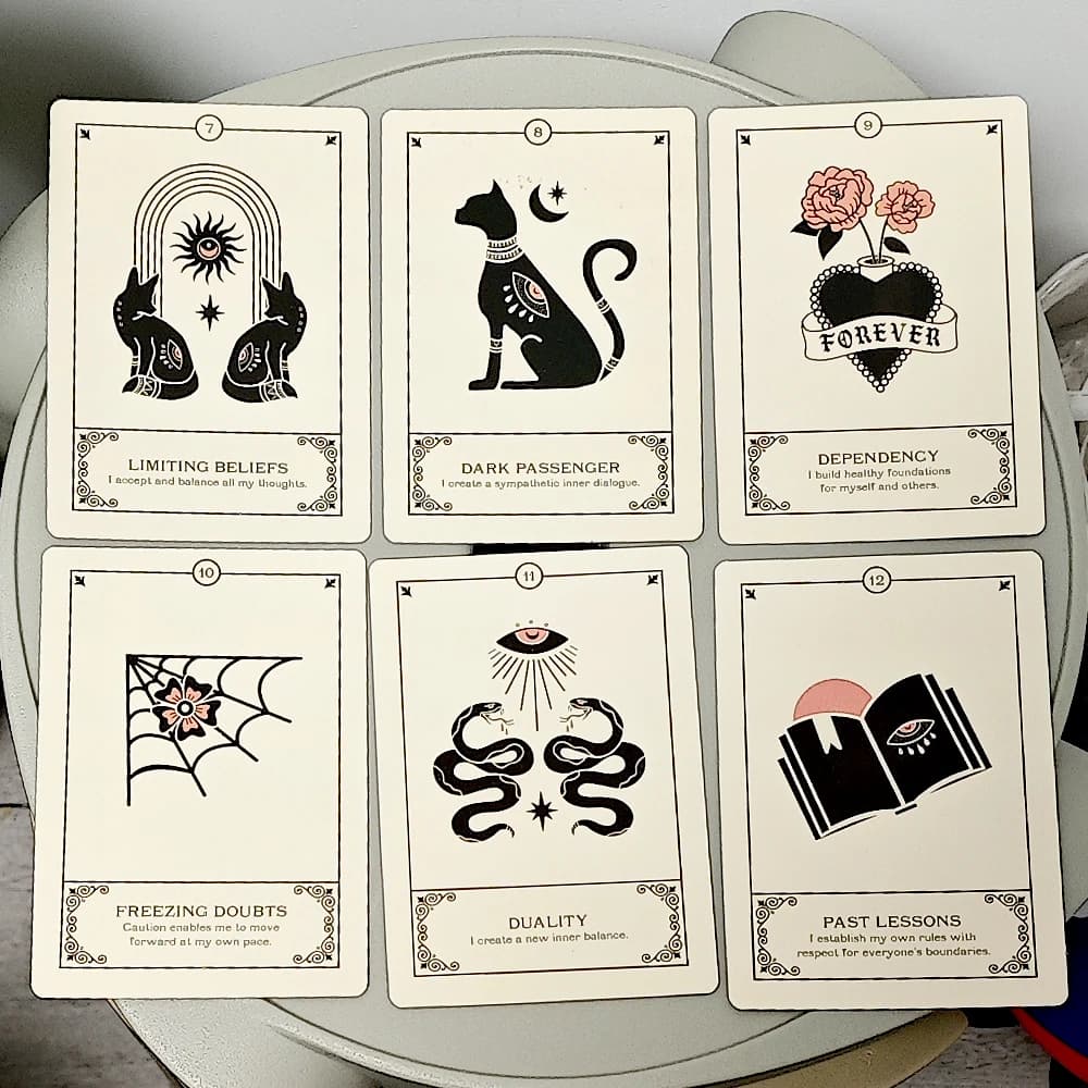 10.5*7.5cm - Cries of The Souls Oracle Deck 42 Pcs Oracle Cards Support You To Accept Your Inner Wounds