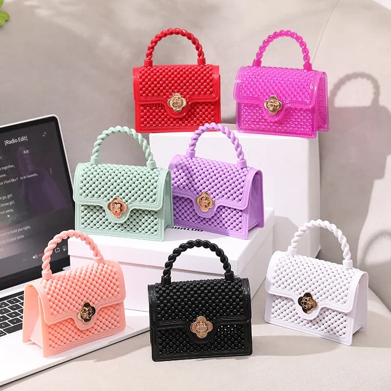 Mini Twist Portable Jelly Bag 2025 New Fresh and Cute Solid Color Chain Crossbody One Shoulder Red Packet