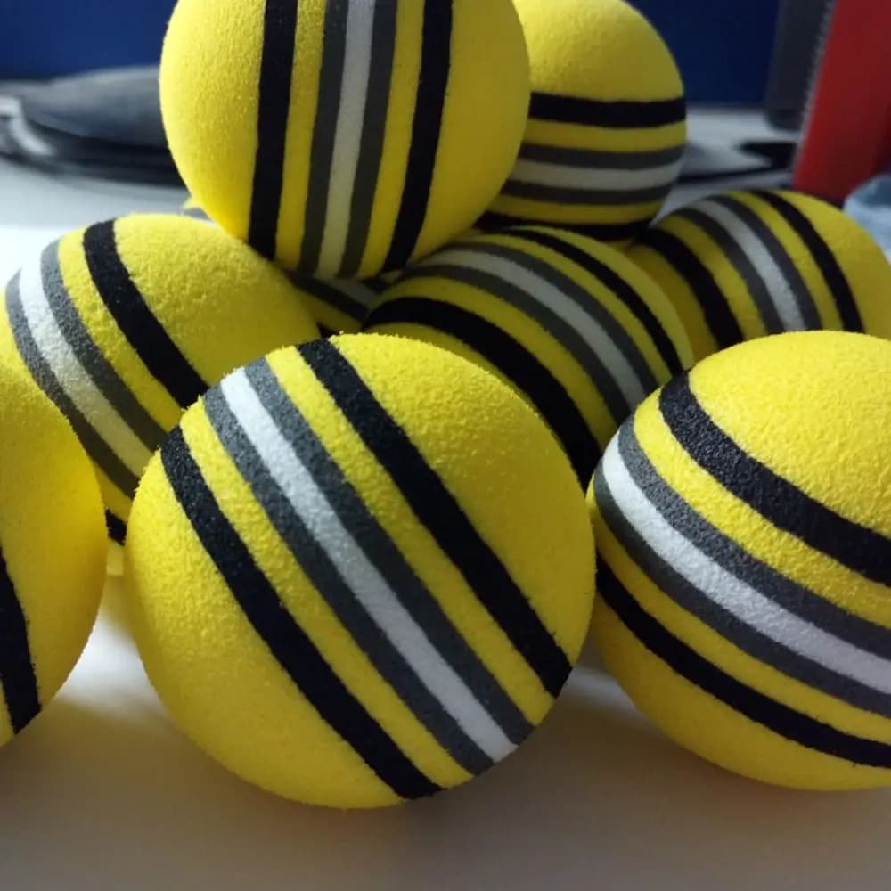 Hot Sale EVA EVA Sponge Ball Rainbow Yellow Blue Interactive Golf Training Balls Play Indoor