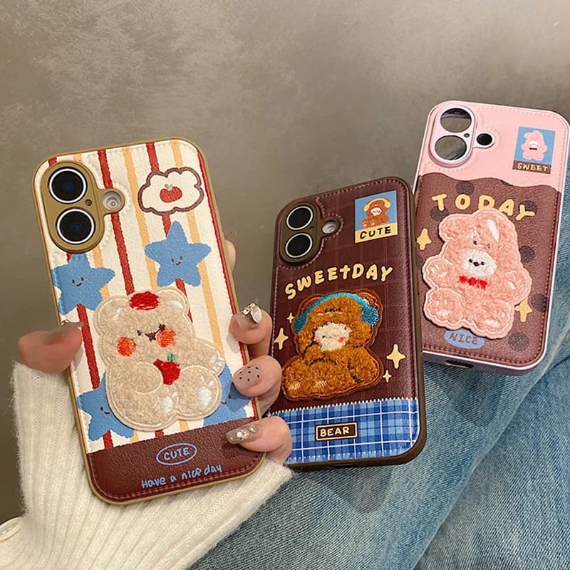Custodia per telefono con orso di coniglio ricamato in peluche 3D carino per iPhone 11 12 13 14 15 16 17 Pro Max Cover posteriore in pelle con texture litchi