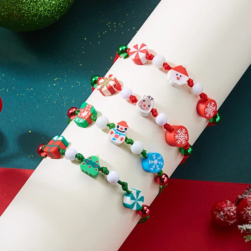 Braccialetti multielemento con perline colorate natalizie per le donne Gioielli da festa con braccialetto di alce albero fiocco di neve di Babbo Natale