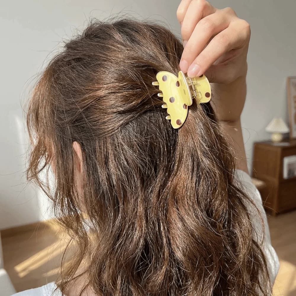 Fashion Small Polka Dot Hair Claw Cute Durable Mini Hair Clips Non-Slip Trendy Acrylic Hair Clamps Baby Hair