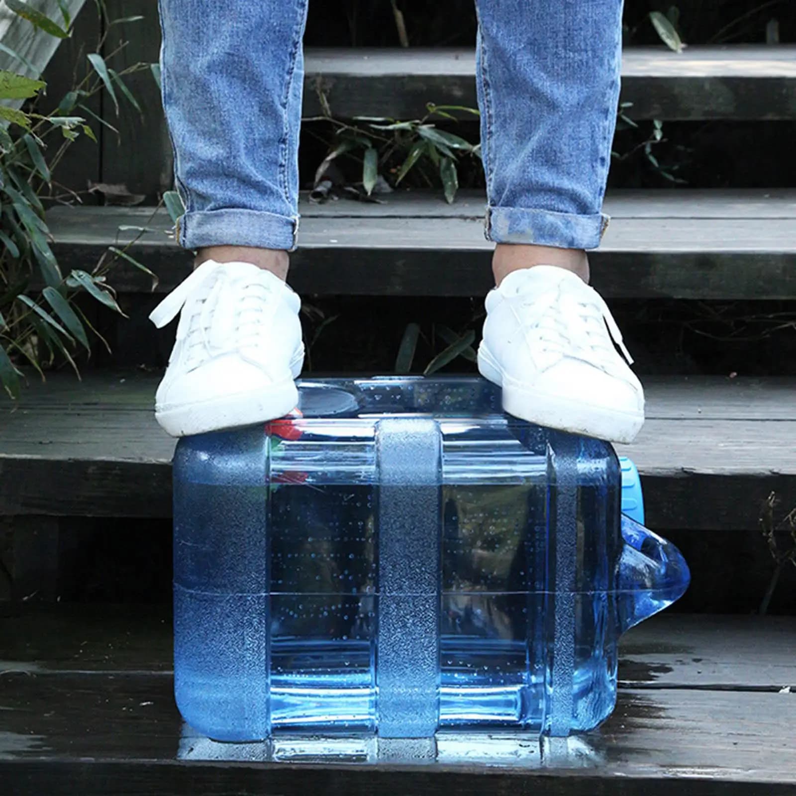 Contenitore per Acqua in PC di Grado Alimentare da 20L, Serbatoio d'Acqua Portatile da Campeggio con Rubinetto Antigoccia per Viaggi, Cucina ed Emergenze
