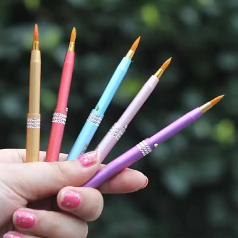 1/5 Pezzi Pennello Labbra Retrattile con Guscio in Metallo, Pennello Rossetto, Pennello Lucidalabbra, Strumento Trucco Donna, Mini Pennello Labbra, Pennello per Contorno Labbra