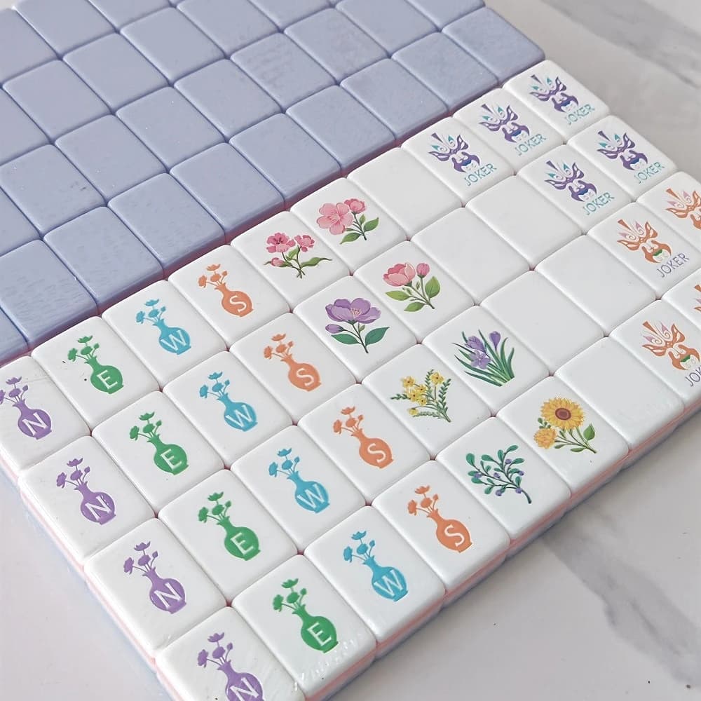 Custom Taro Purple Engraved American Mahjong Game Tiles 160Pcs 4-Layer Acrylic Mahjong Set Home Board Game Travel Mah Jongg Sets
