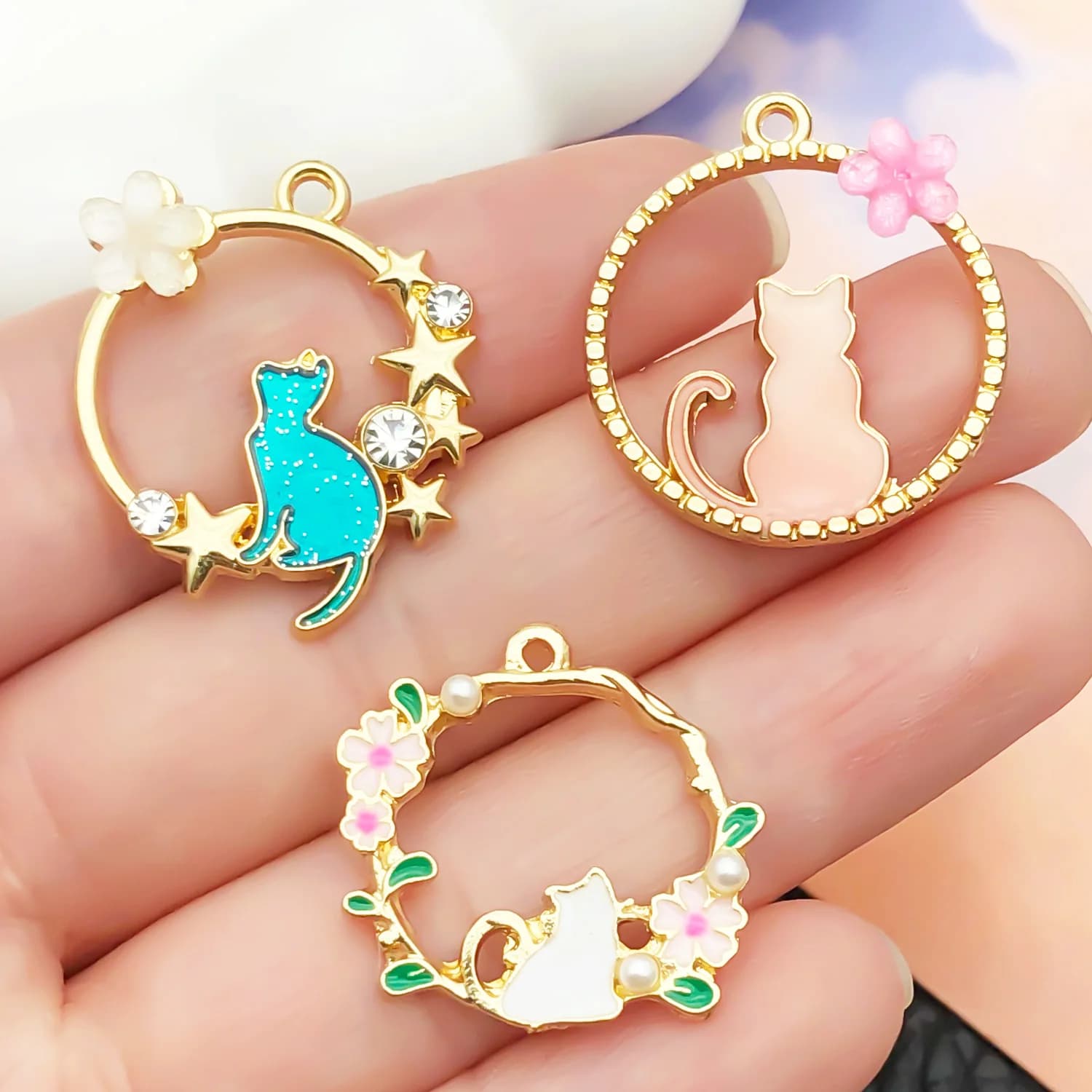 Accessori fai da te Set da 5/20 pezzi Corona Serie silhouette di gatto Orecchini in lega di smalto Pendenti con ciondoli Ornamenti pendenti Accessori chiave.