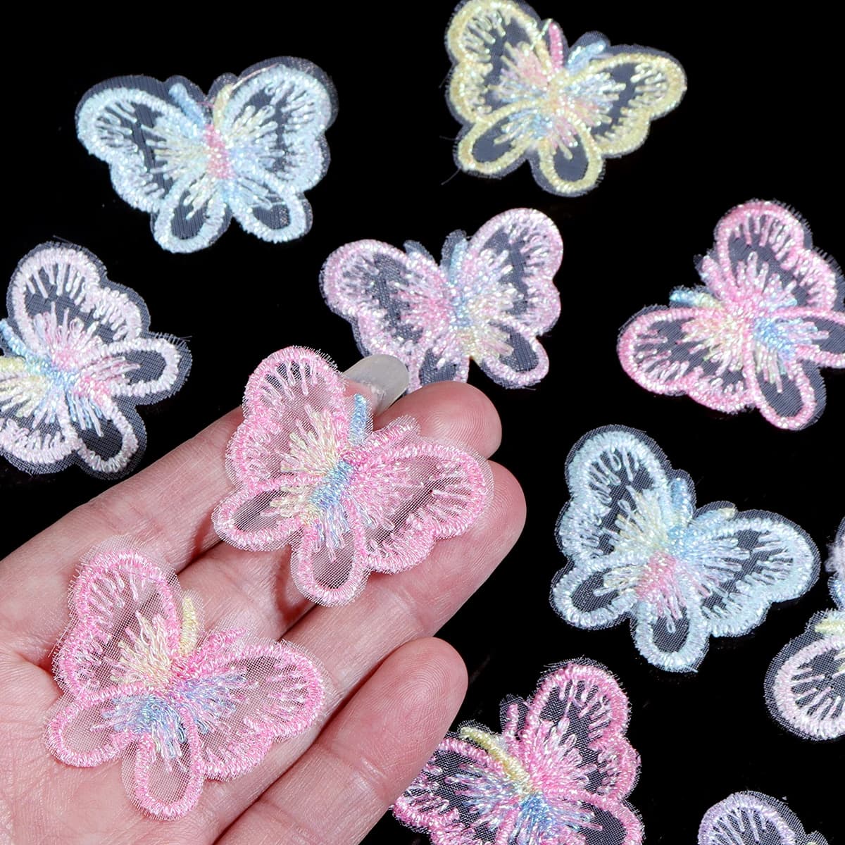 20 pezzi 3X4 cm farfalla toppe di stoffa applicazioni colorate maglia ricamata per vestiti forniture per cucire accessori per fermagli per capelli fai da te