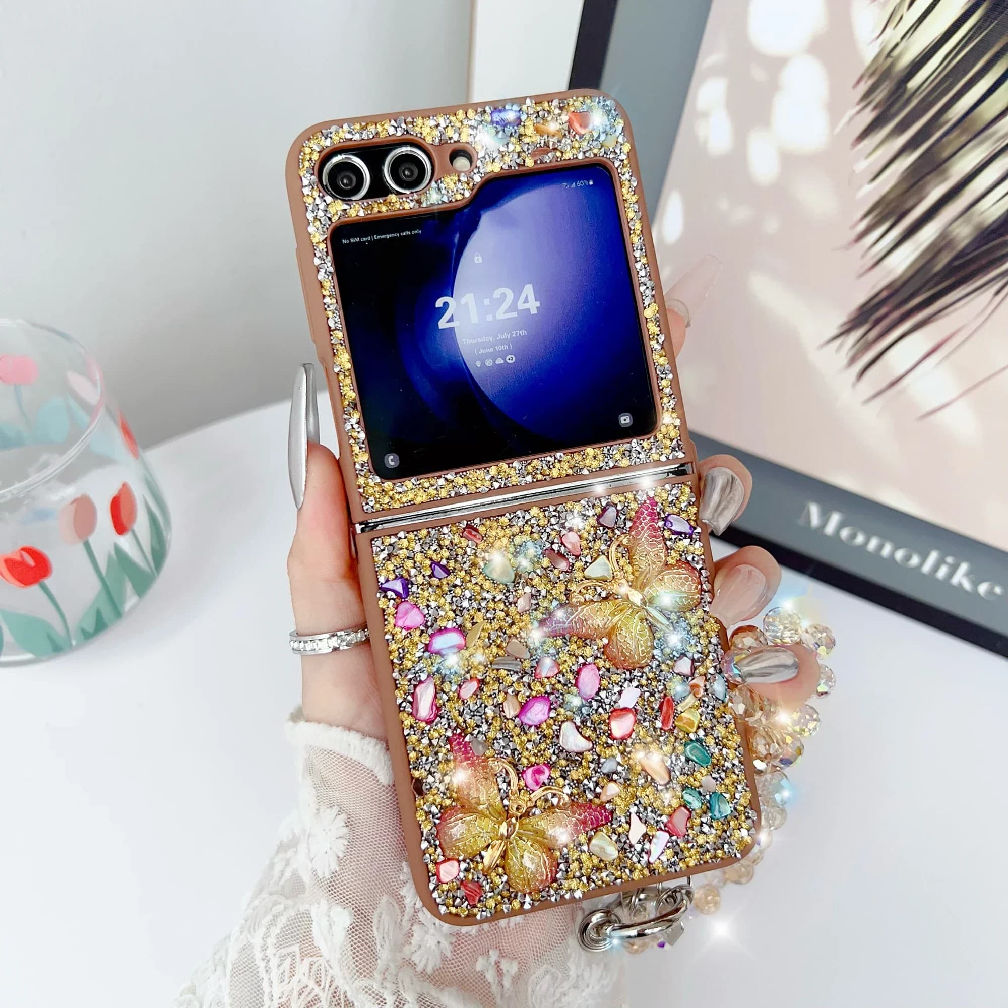 Custodia per telefono con cinturino da polso in pietra di cristallo bling carino glitter di lusso per Samsung Galaxy Z Flip 7 6 5 4 3 Flip7 Flip6 Custodia protettiva