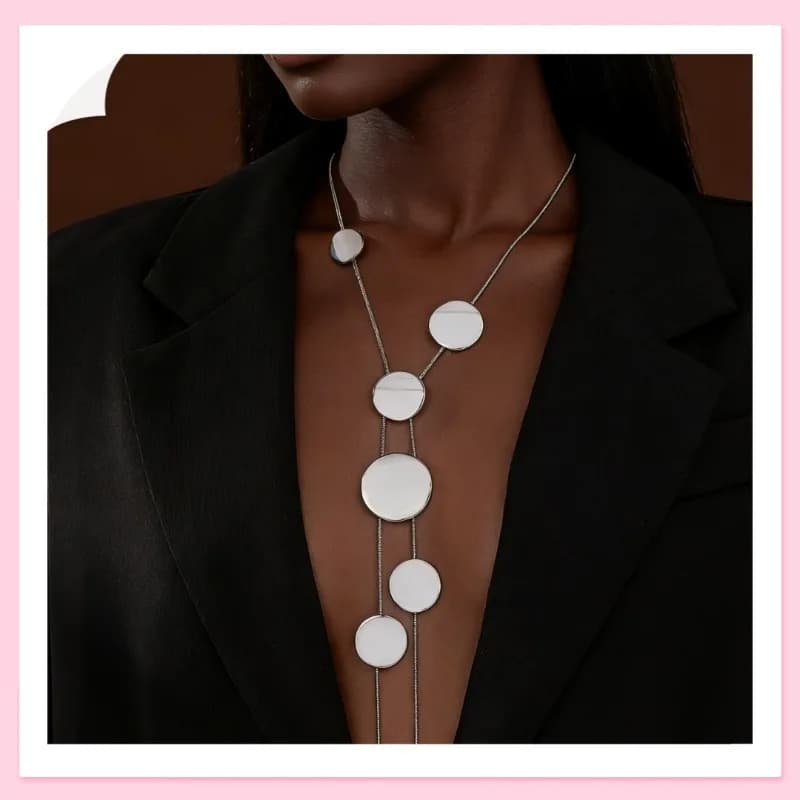 Collana in Metallo Semplice e di Tendenza, Catena per il Collo di Lusso Leggero, Design di Nicchia, Collana Versatile, Catena per la Clavicola