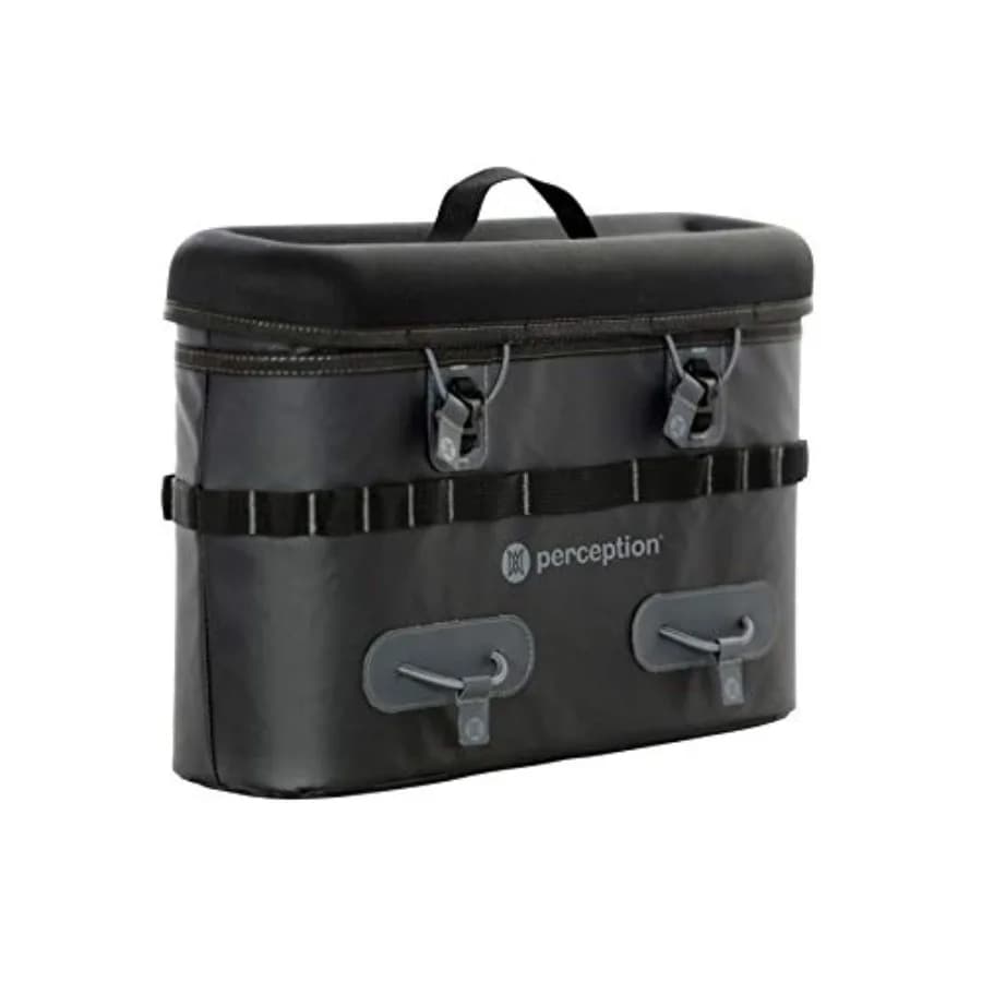 Borsa da sella per kayak con sistema di stoccaggio per attrezzatura, progettata per i modelli Outlaw, contiene due scatole Plano 3600, sicura e resistente agli schizzi