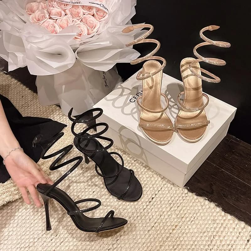 Designer Fashion Style Crystal Diamond Ankle Strap Women Sandals Sexy Open Toe Thin High Heels Nightclub Banquet Party Shoes