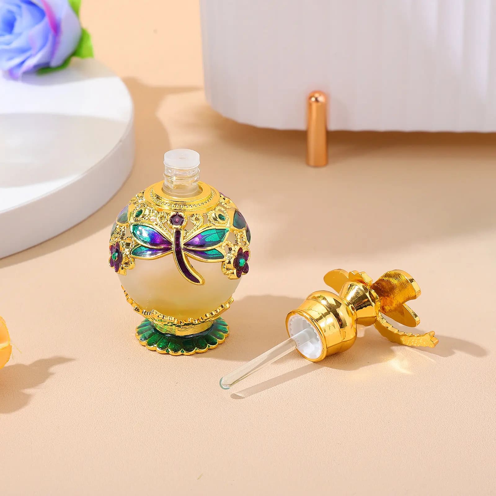 1Pcs Perfume Bottle Alloy 15Ml Elegant Aromatherapy Storage Container Home Diffuser Aromatherapy Bottle Glass Diffuser Bottles