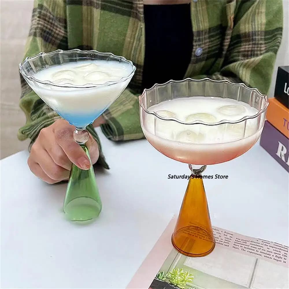 Girl ins Wind bicchiere da vino irregolare Design di nicchia bicchiere Senior Water Sensing Cup Coffee Milk Juice Cup