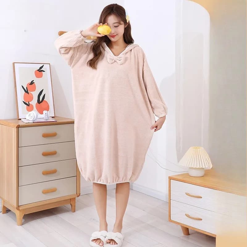 Accappatoio Invernale Lungo con Cappuccio per Donne, Assorbente in Pile Corallo, Spesso e Indossabile Come Asciugamano