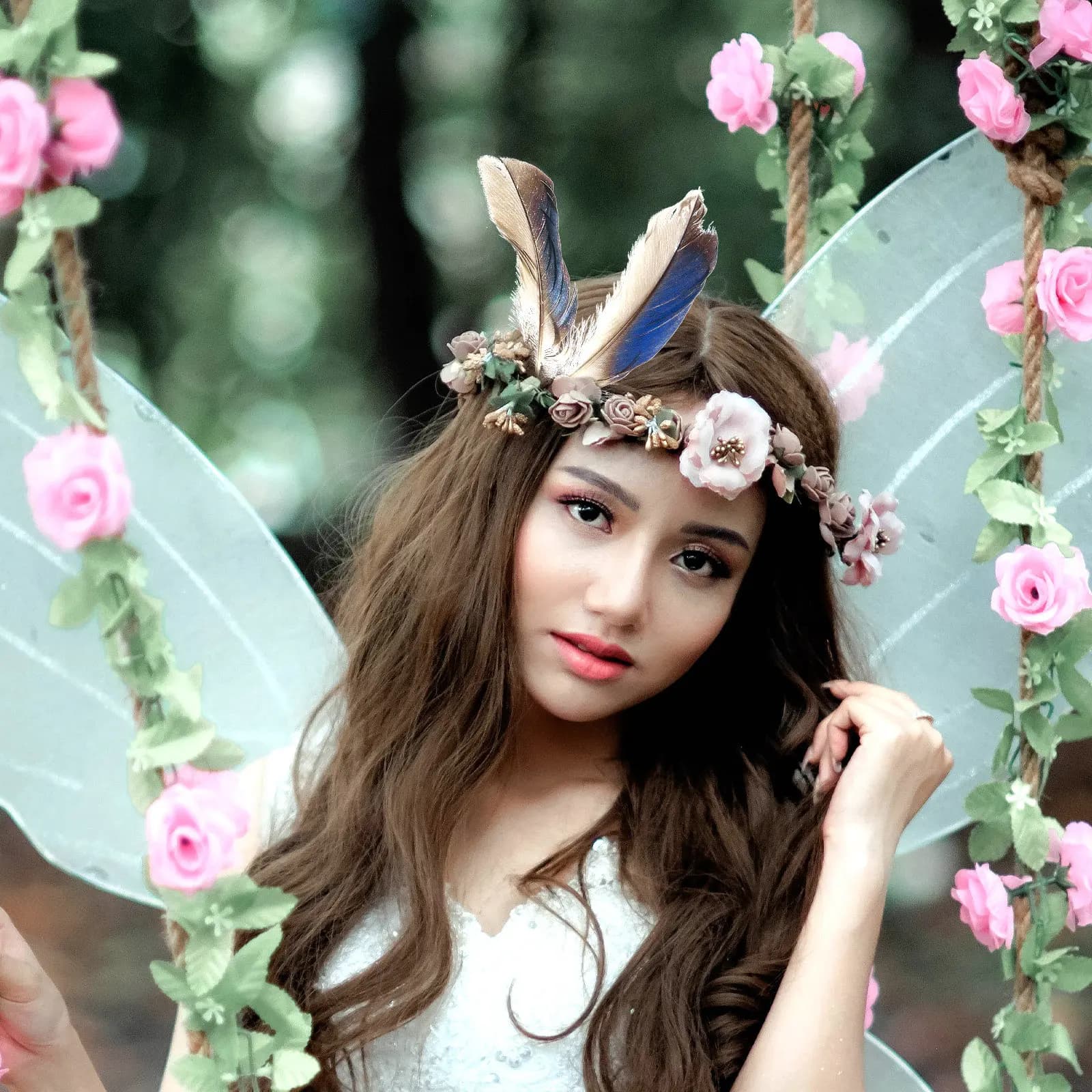 100Pcs Decoration Natural Plumes Bulk Material DIY Craft Supplies for Wedding Party Centerpieces Dream Catcher