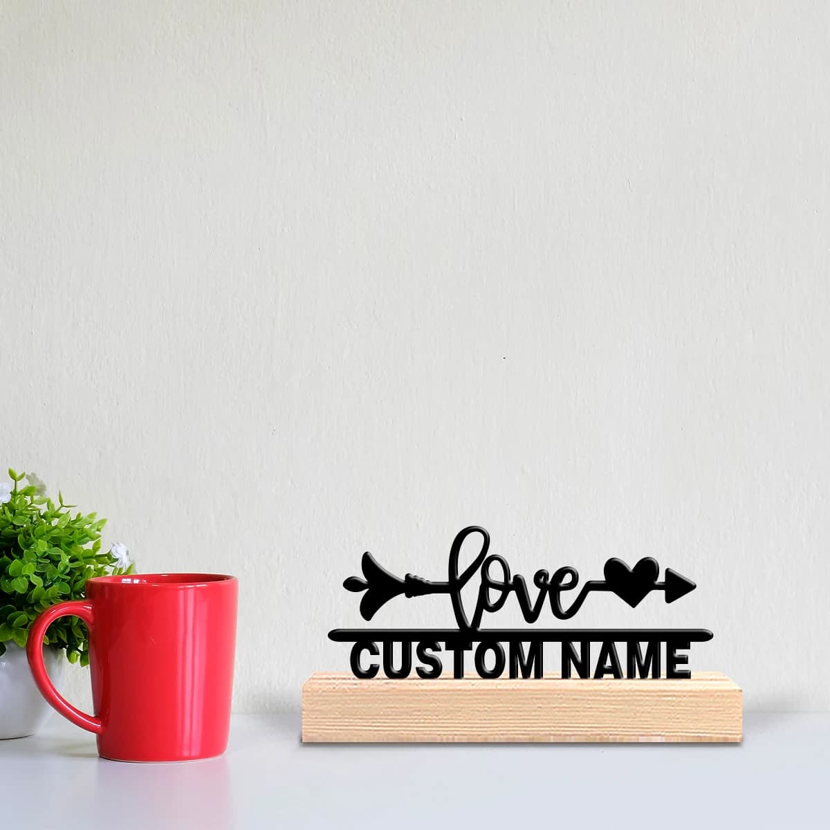 Decorazione per la casa personalizzata, opera d'arte in metallo con base in legno, motivo Amore e Frecce. Adatta come regalo per avvocati, per l'ufficio e per uomini.