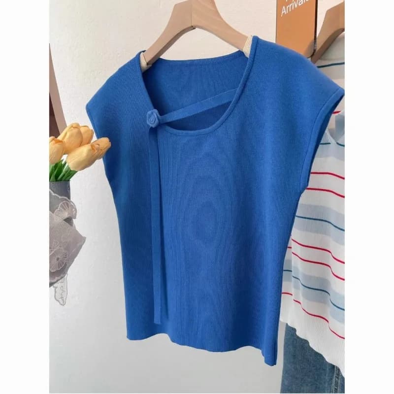 Maglione Bianco e Blu con Motivi Floreali e Lacci, Nuovo Top Estivo da Donna Aderente e Leggero a Maniche Corte