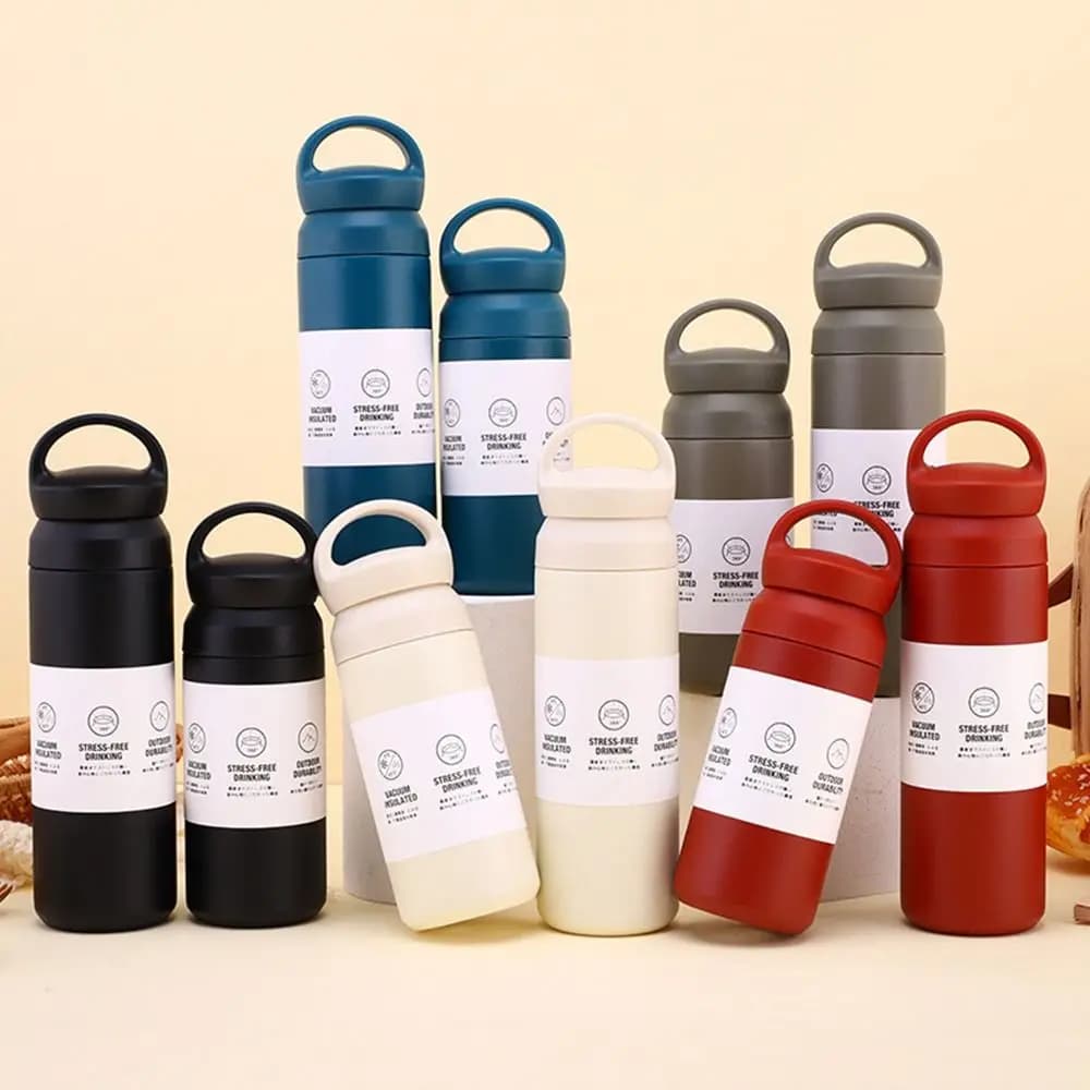 Bottiglie d'acqua sottovuoto in acciaio inossidabile 304 Bottiglia per bevande portatile senza BPA Boccetta d'acqua antiossidante preventiva per corrosione all'aperto