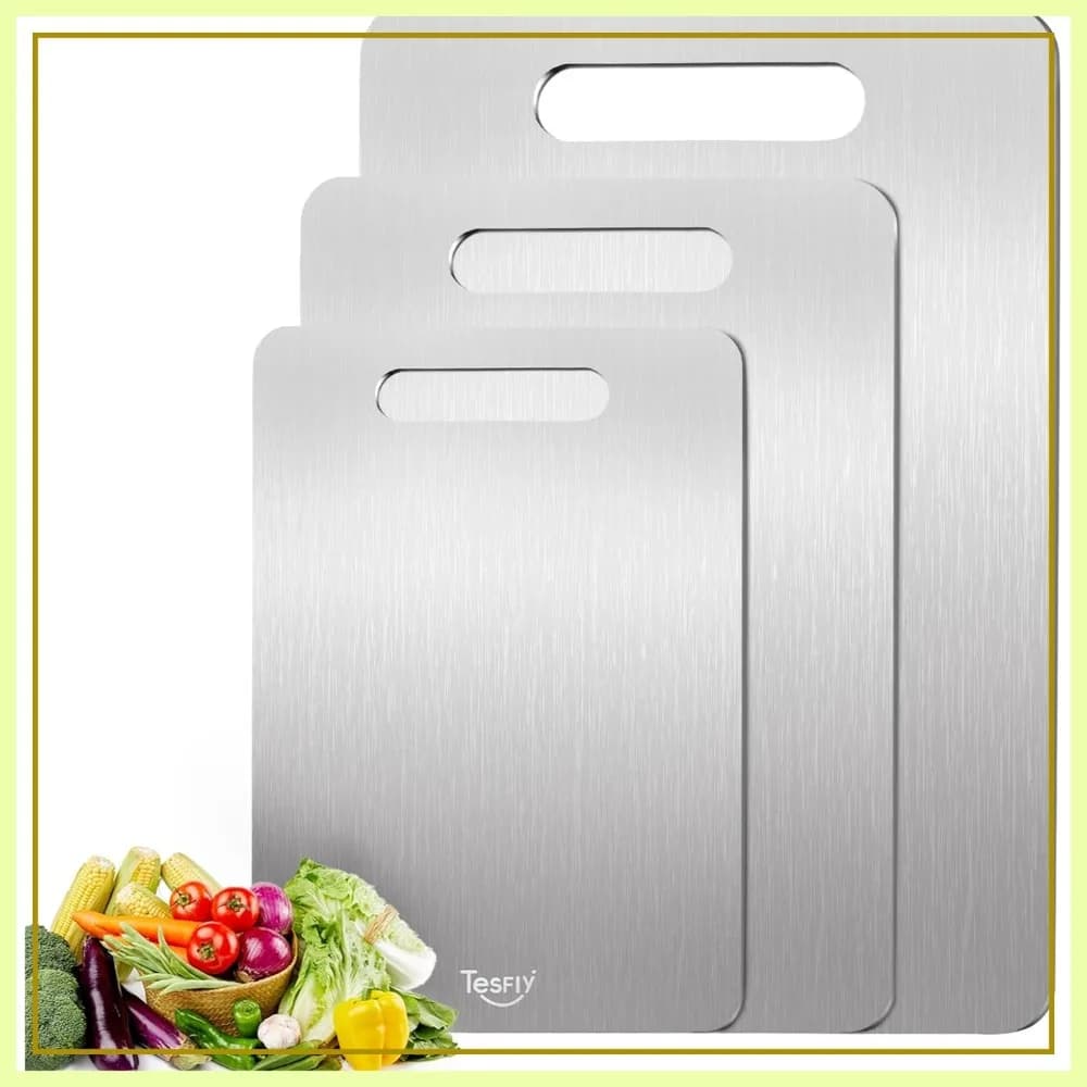 Set di 3 Taglieri in Titanio, Grado Alimentare Puro, Non Tossici su Entrambi i Lati, Lavabili in Lavastoviglie, per Carni, Frutta e Verdura (M+L+XL)