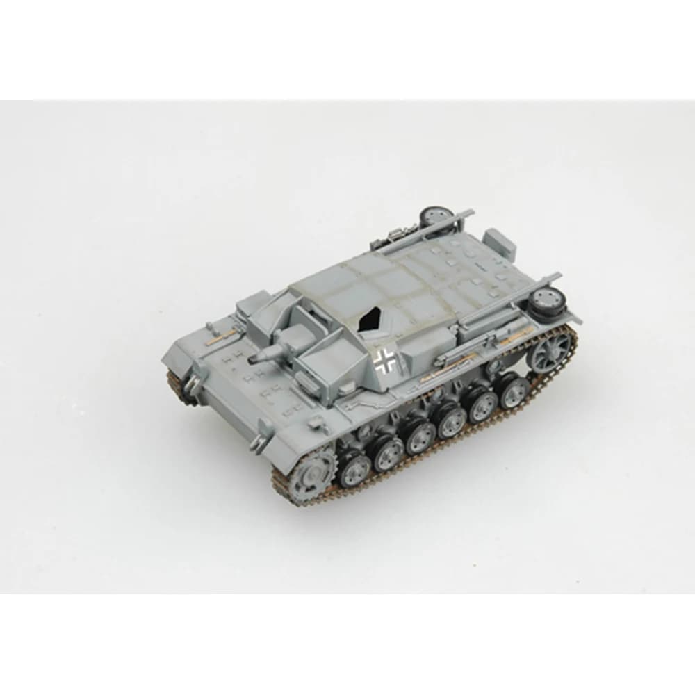 Easymodel 36141 1/72 Germania Stug III Ausf C Russia Inverno 1941/42 Modello di carro armato Collezione o regalo in plastica statica militare finita