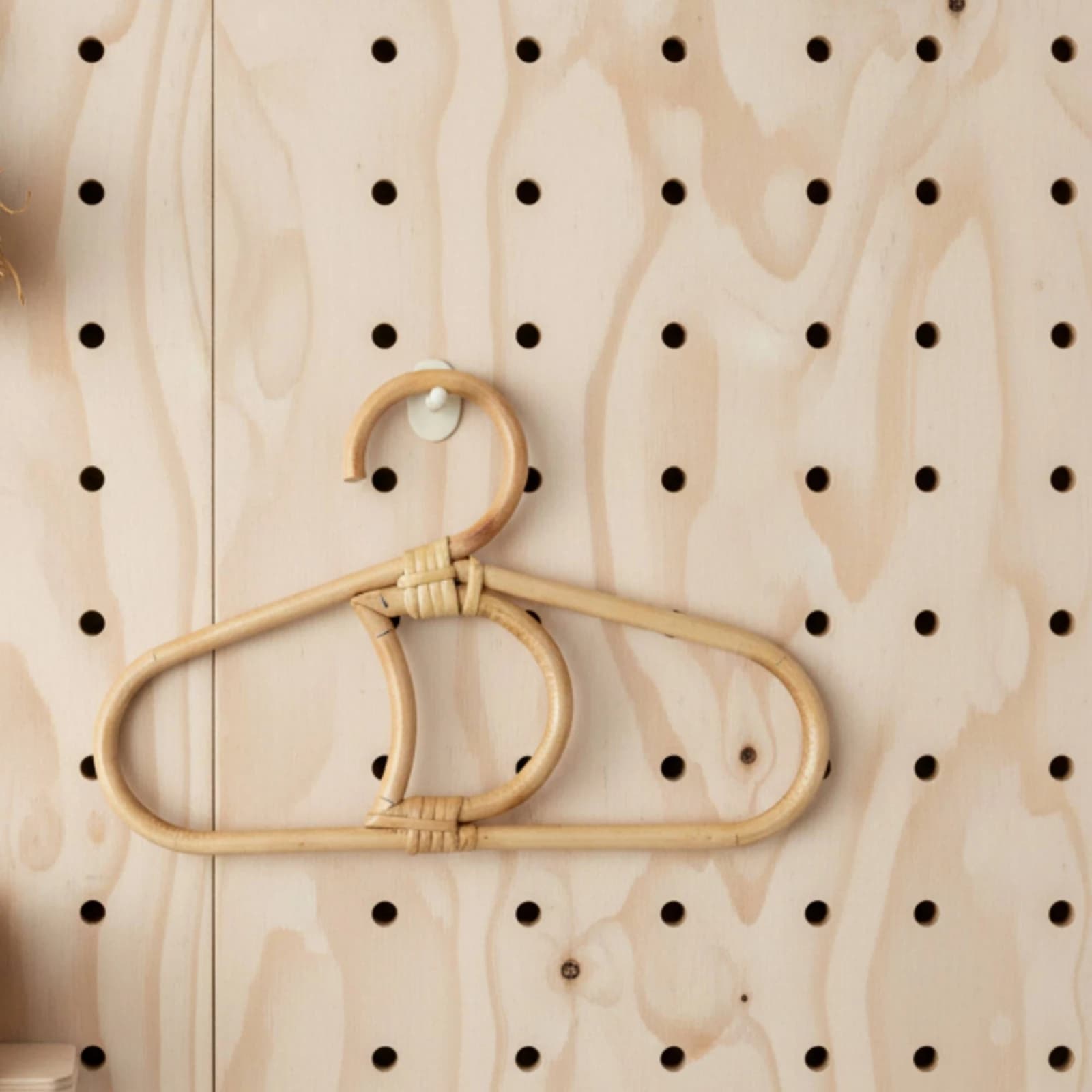Rattan Clothes Hanger Handmade Rattan Hanger Decorative Eco-Friendly for Baby, Nursery, Closet