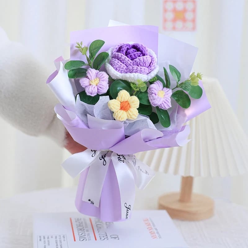 Mother's Day Crochet Bouquet Finished Hand-woven Artificial Flower Graduation Season Girl Friends Birthday Bouquet with Gift Bag
