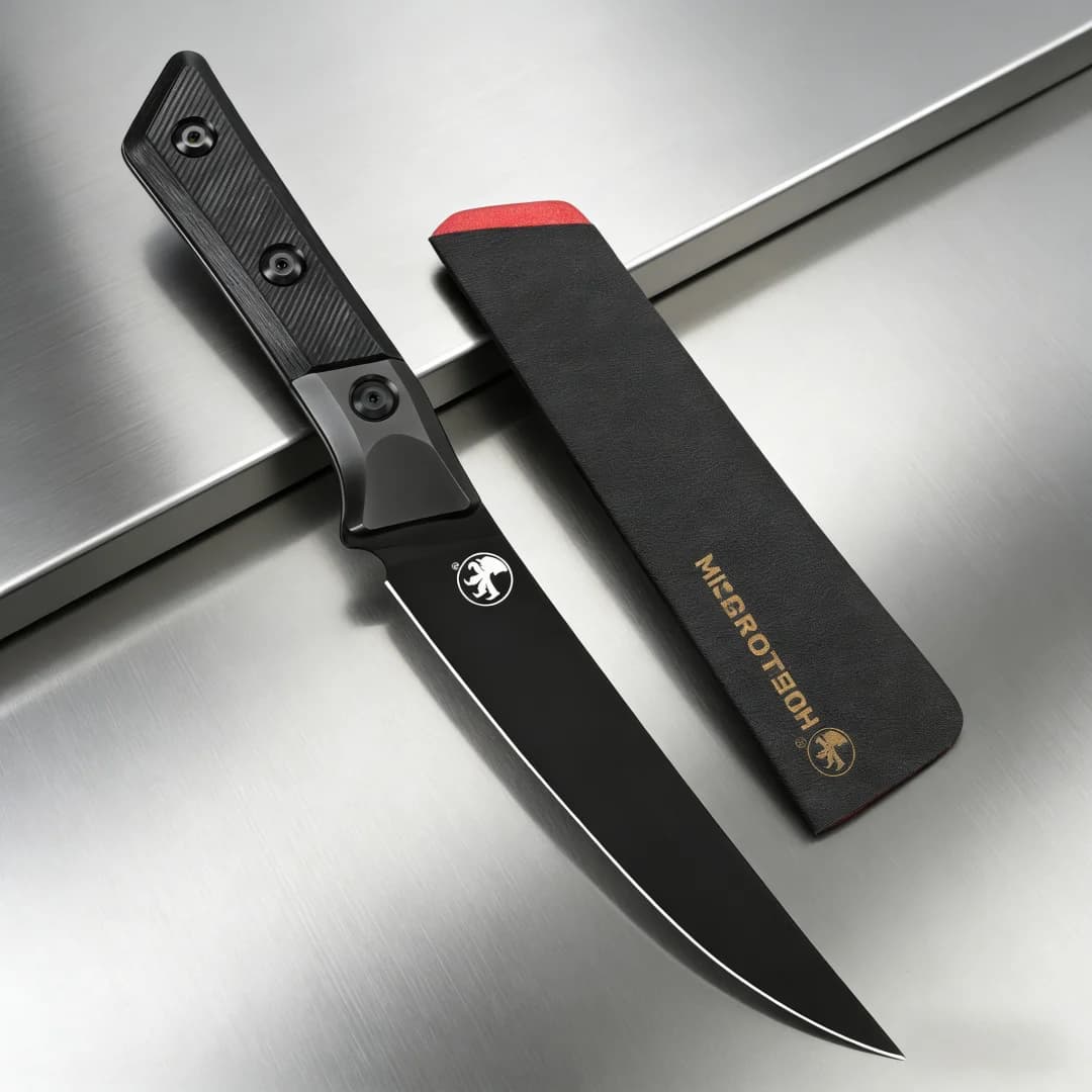 Kitchen knife for steaks, knife for sliced bread and fruit knife with a handle design that combines G10 and titanium alloy