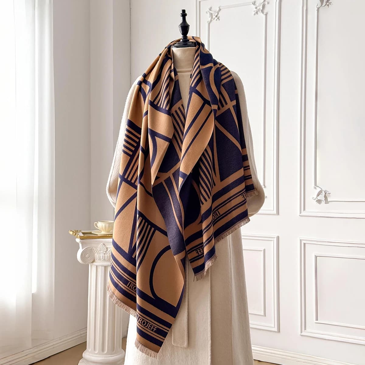 New Winter Cashmere Geometry Scarf for Women's Women's Women's Swimwear Women's Swimwear Chunky Branded Poncho Covered Thick Echarpe