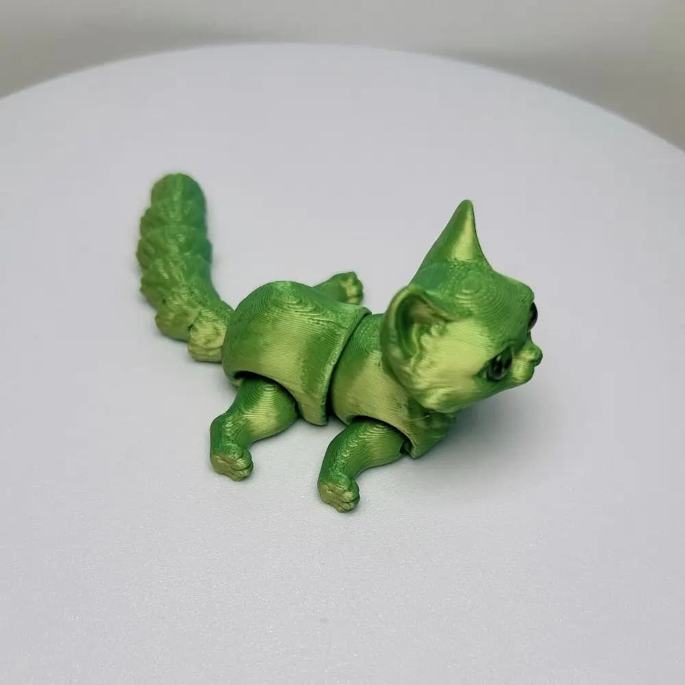 Modello di Gatto con Occhi Grandi Stampato in 3D, Design Realistico, Scultura Creativa, Gatti Articolati, Tecnologia di Stampa 3D, Materiale Plastico