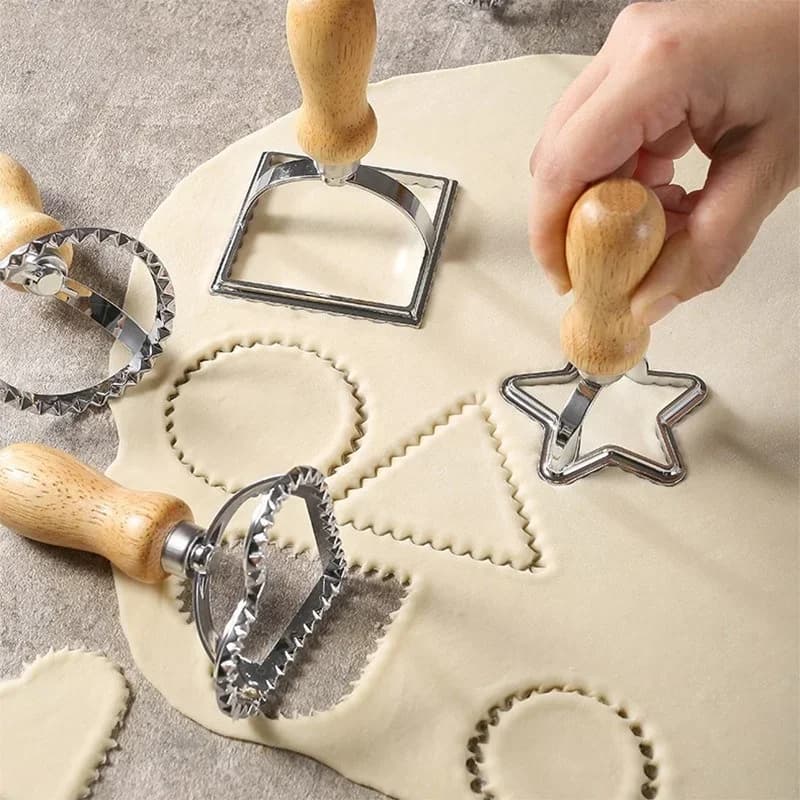 Taglierina per biscotti da forno stampo per biscotti stampo per ruote da taglio per Pizza utensili per Ravioli in lega di alluminio modellabile utensili per Pasta frese quadrate
