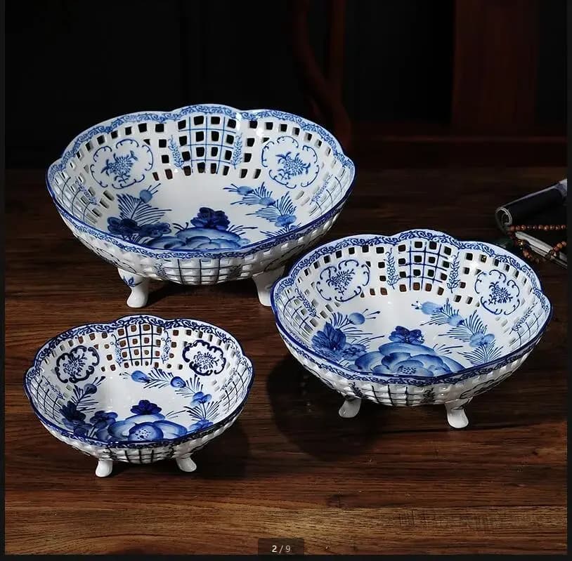 Piatto in ceramica blu e bianco Piatto di frutta a quattro zampe Vassoio vuoto per snack Piatti di frutta secca Insalatiera Piatto di frutta Decor Stoviglie