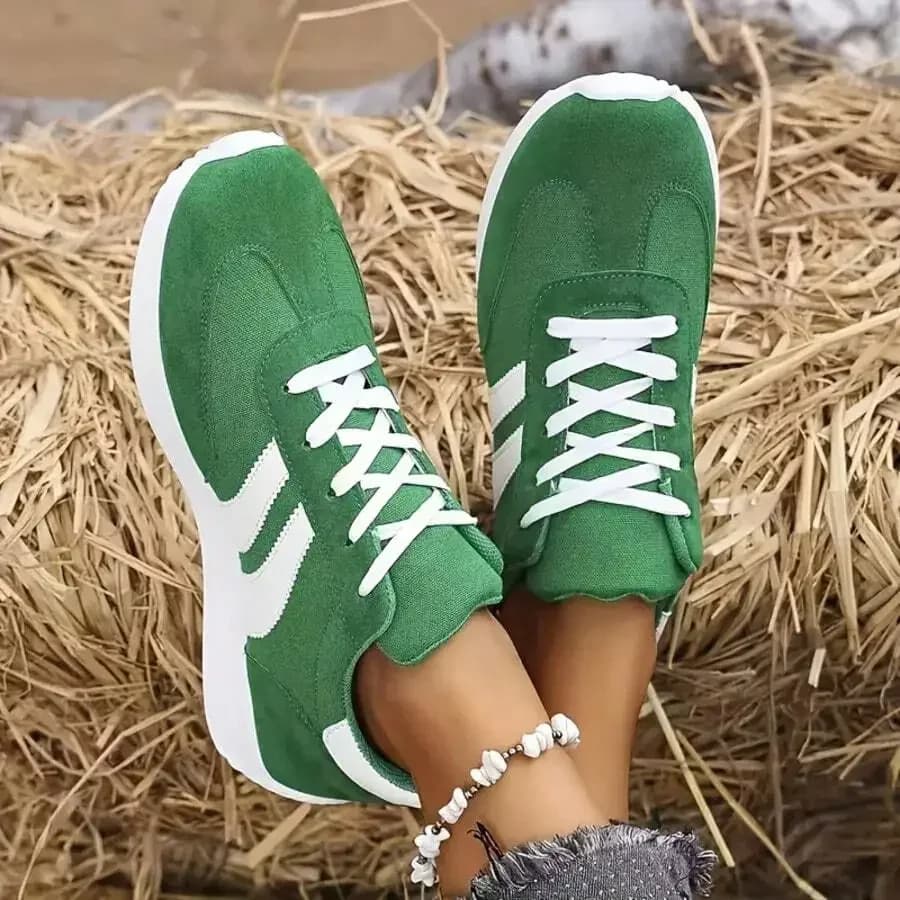 Green Low-Top Lace-Up Walking Sneakers With White Stripes Comfortable Lightweight Retro Style
