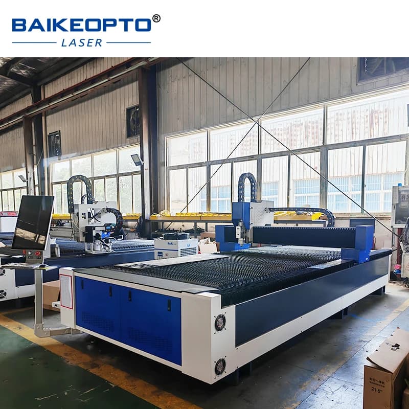 Factory Direct Supply Fiber Laser Cutting Machine for 1500 W CNC Metal Engraving Machines