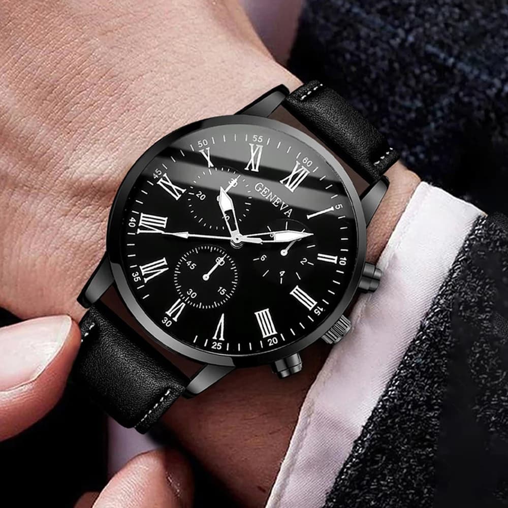 Fashion Rome Dial Quartz Watch with Women's Leather Strap