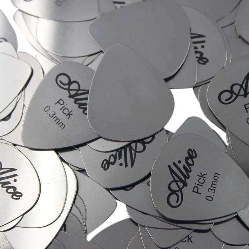 5/10Pcs 0.3mm Thin Metal Guitar Picks Silver Durable Plectrums for Guitar Bass Ukulele Musical Instrument Accessories