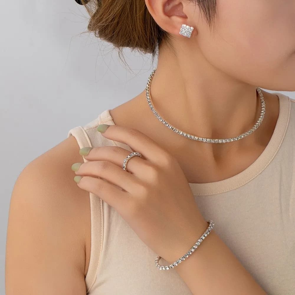 4Pcs Earring Bridal Jewelry Set Shiny Bracelet Necklace Bracelet Earring Ring Set Silver Necklace Rhinestone Choker Bridal Party