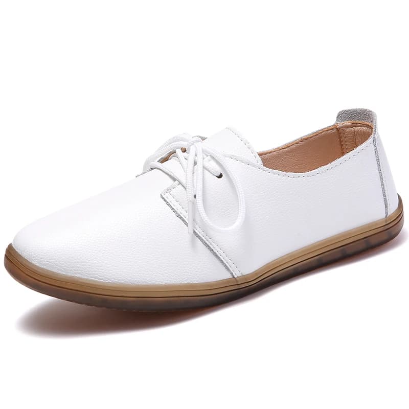 Nuovi mocassini da donna in pelle di vacchetta 100% di grandi dimensioni, scarpe in pelle, scarpe sportive casual e scarpe da donna vulcanizzate alla moda
