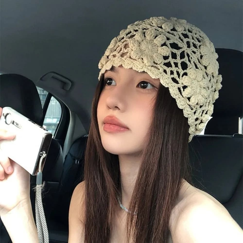 Men's Casual Hat Made in Hand at Crochet with Flowers, Broken Blossom Maglia, Sweet Hat Y2k for Girls
