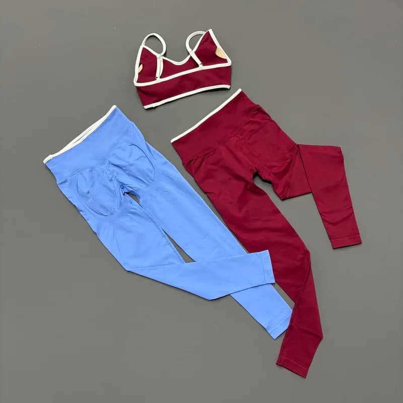 Set Sportivo 2 Pezzi: Reggiseno Senza Cuciture con Linee a Contrasto e Leggings Traspiranti per Yoga, Fitness, Corsa e Palestra