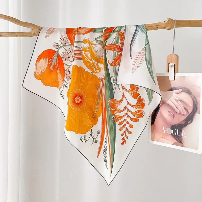 Luxury Silk Scarves Wraps Double Printed Twill Silk Scarf Women Shawls Luxury Design Hijabs Fashion Square Curled Shawl 65CM