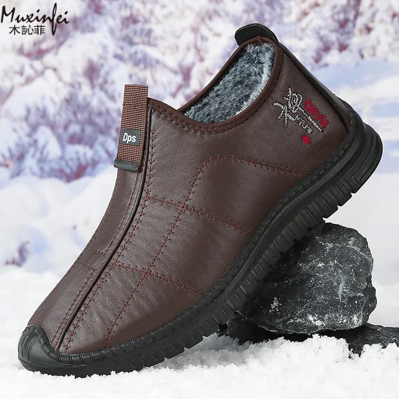Scarpe invernali da uomo in cotone caldo peluche stivali da neve spessi superficie in pelle casual stivali da uomo impermeabili antiscivolo taglie forti 39-48
