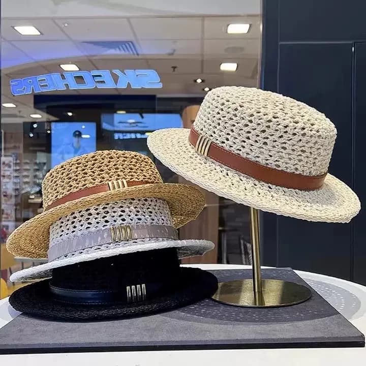 Cappello Jazz a Tesa Piatta, Stile Vintage Old Money con Fibbia, Cappello da Sole in Paglia Raffia per Donna, Fedora Estiva con Protezione UV
