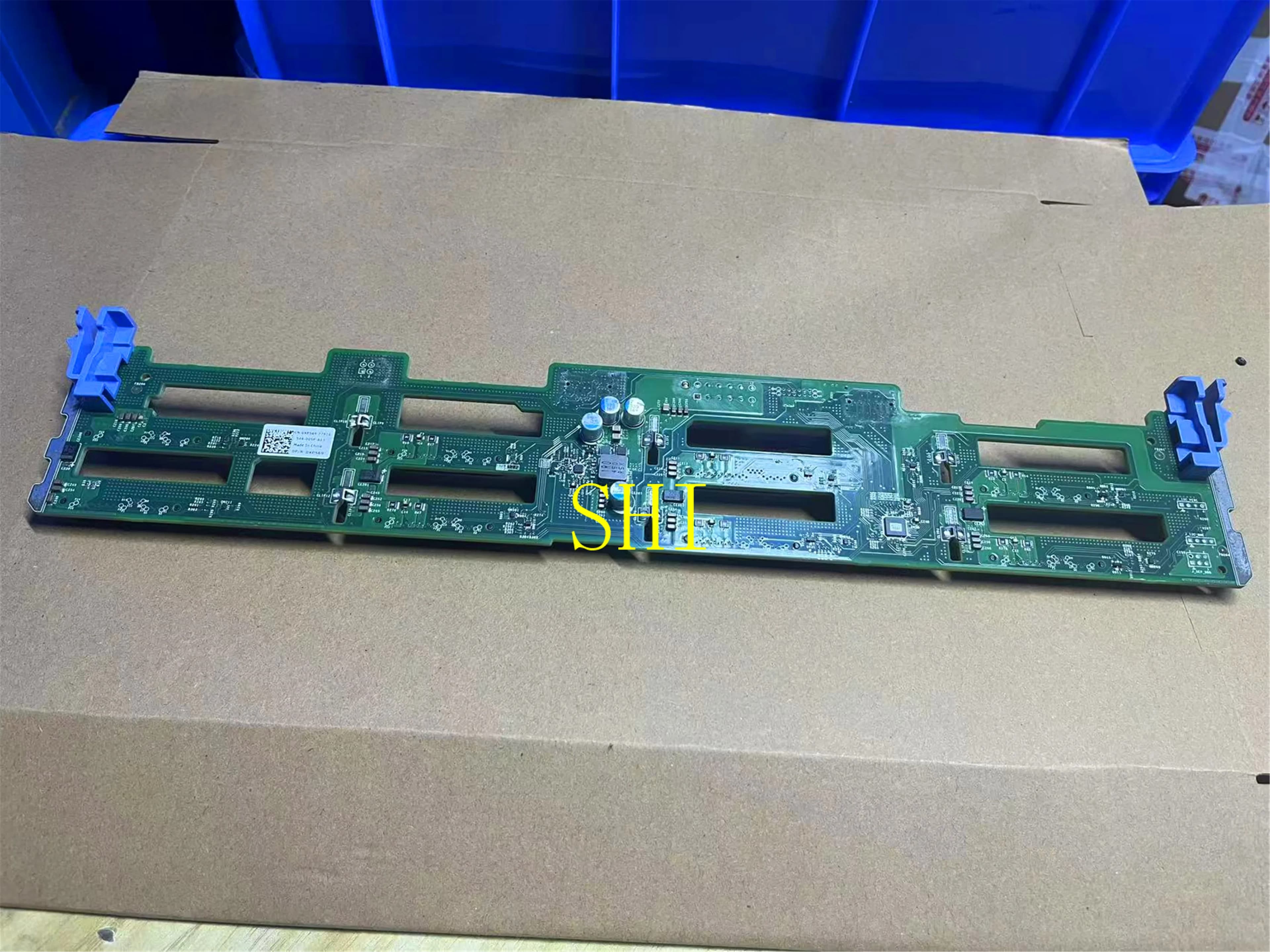 0XP569 Originale per PowerEdge R520 backplane per disco rigido da 3,5 pollici a 8 alloggiamenti XP569 Spedizione gratuita
