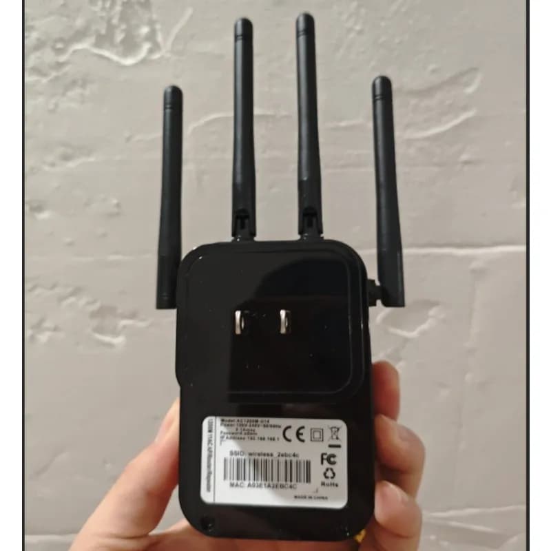 1200Mbps Gigabit Wireless Repeater Signal Amplifier Dual Band 2.4G&5G WiFi Router Anti-interference Strong Wall Penetration