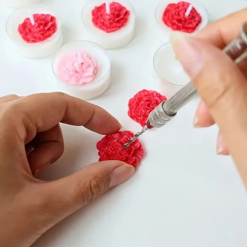 Un set di strumenti per punzonatura per realizzare candele, con 2 punte da trapano di diverse lunghezze per punzonatura fai-da-te e progetti artistici per candele