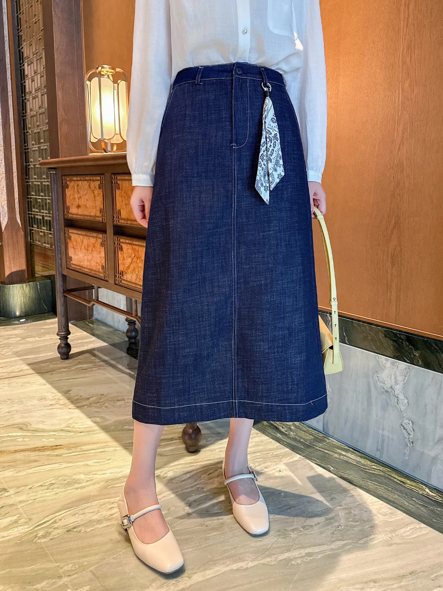 Stylish Silk Scarf Mid-Length Straight Cotton Denim Skirt High Waist A-Line Skirt Ladies Fashion Spring Season Polyester Blend