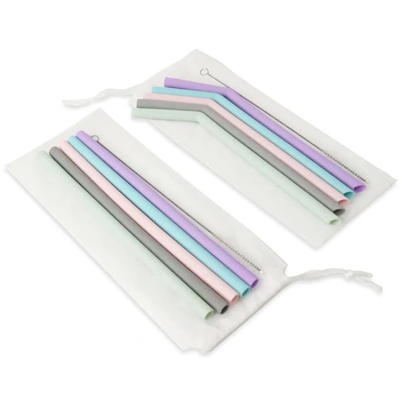 Accessorio da cucina Cannucce riutilizzabili in silicone Cannucce flessibili pieghevoli con spazzole per la pulizia Forniture per feste per bambini Strumenti da bar