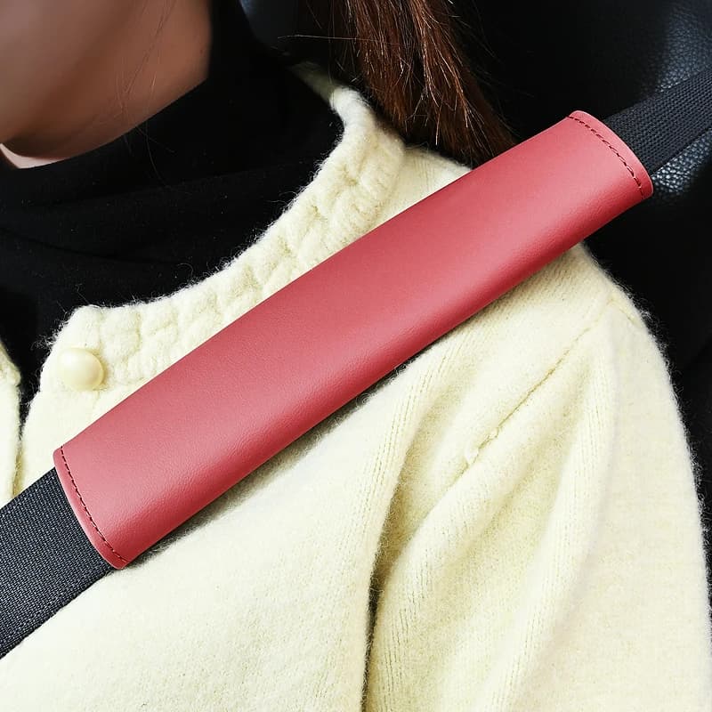 New protection for car seat belt shoulders, safety belt protection in suede, shoulder protection, safety belt cover