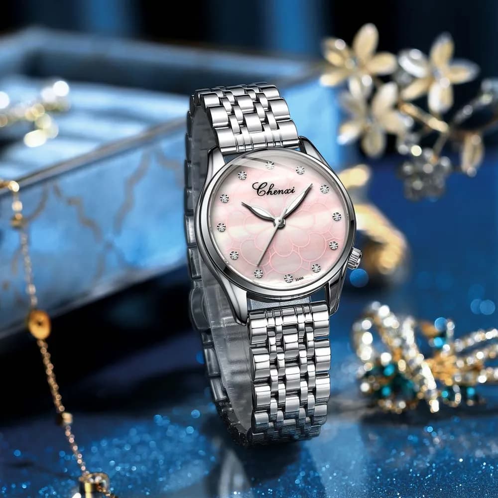 CHENXI Orologi da donna Modelli semplici di moda di orologi da donna Orologio al quarzo Squisito regalo luminoso impermeabile per le donne